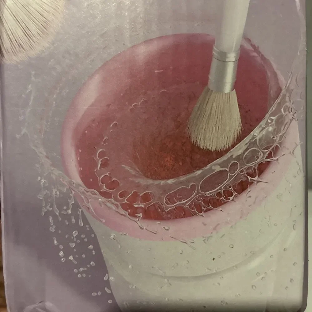 Fully Automatic Makeup Brush Cleaner